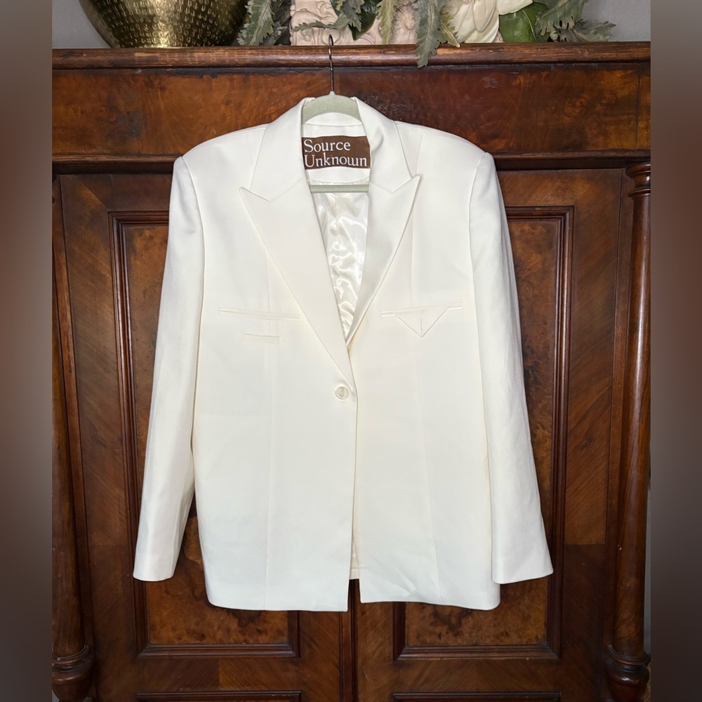 Source Unknown Cream Blazer